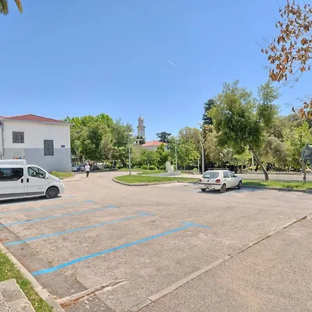 In Kastel Luksic With Balcony, Air Conditioning, W-lan, Washing Machine 5107-4 Kastela