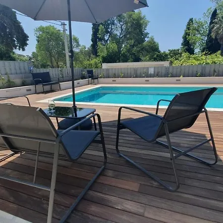 Appartement In Kastel Luksic With Balcony, Air Conditioning, W-lan, Washing Machine 5107-4 Kaštela